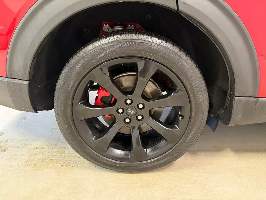 Used 2020 Ford Explorer ST w/ ST Street Pack image 11