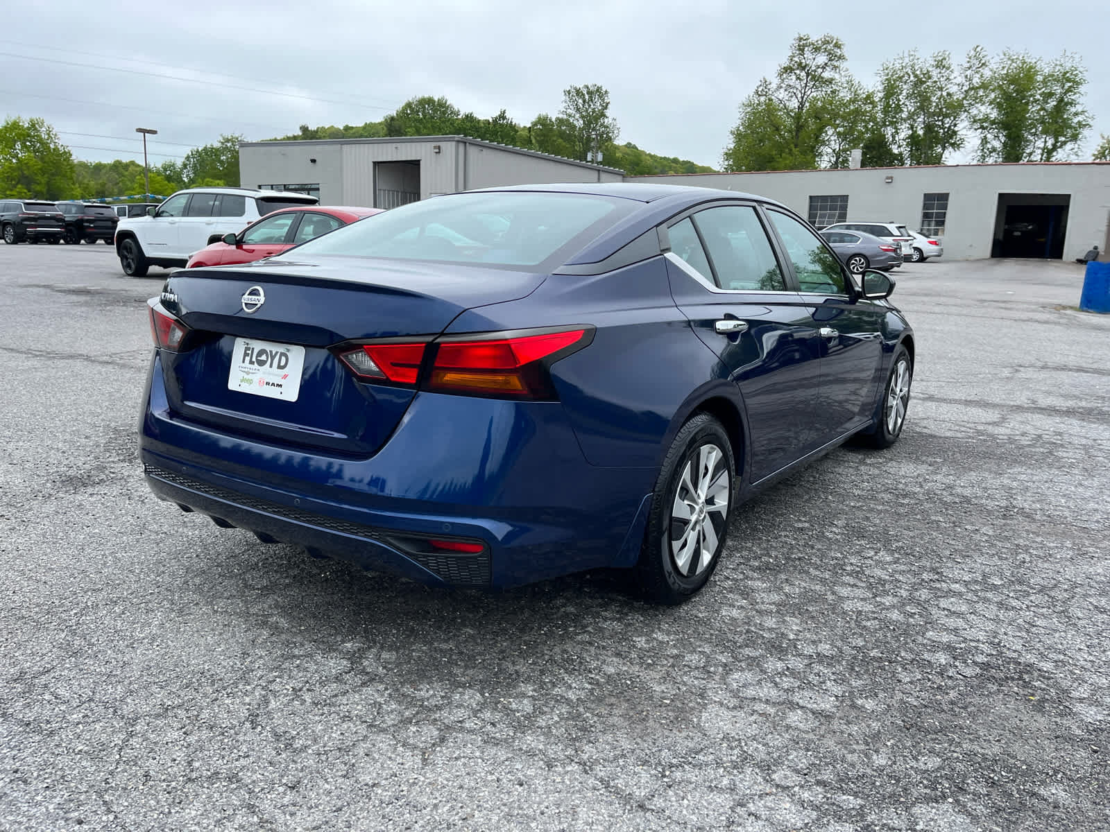 Used 2021 Nissan Altima 2.5 S w/ Driver Assist Package FWD image 3