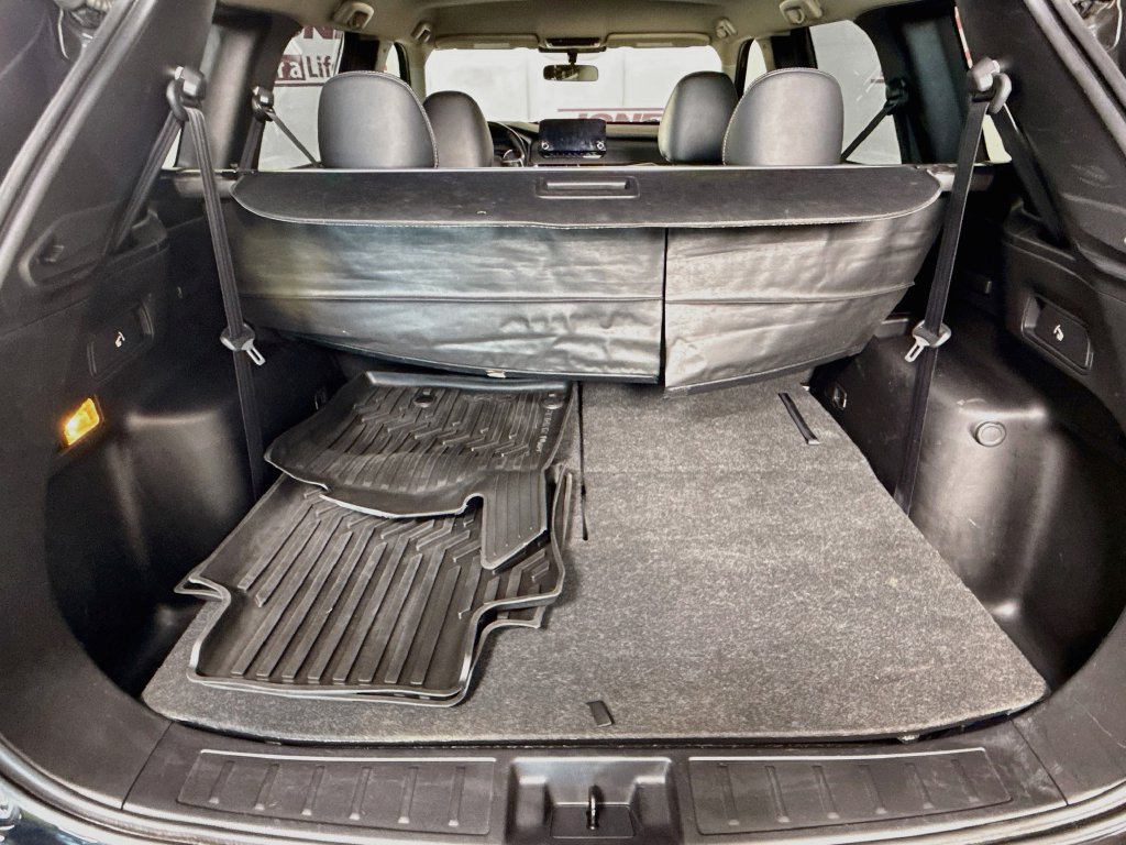 Used 2024 Mitsubishi Outlander SE AWD/4WD image 23
