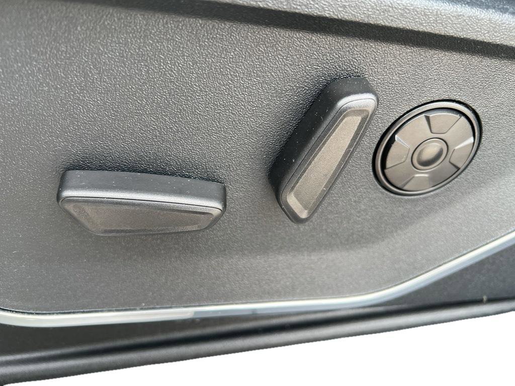 Used 2025 Ford F350 Platinum image 18