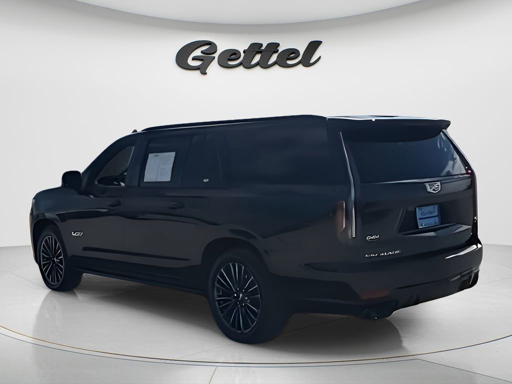 Used 2024 Cadillac Escalade ESV V image 6