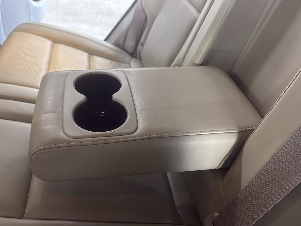 Used 2018 Jeep Grand Cherokee Limited w/ Luxury Group II AWD/4WD image 37