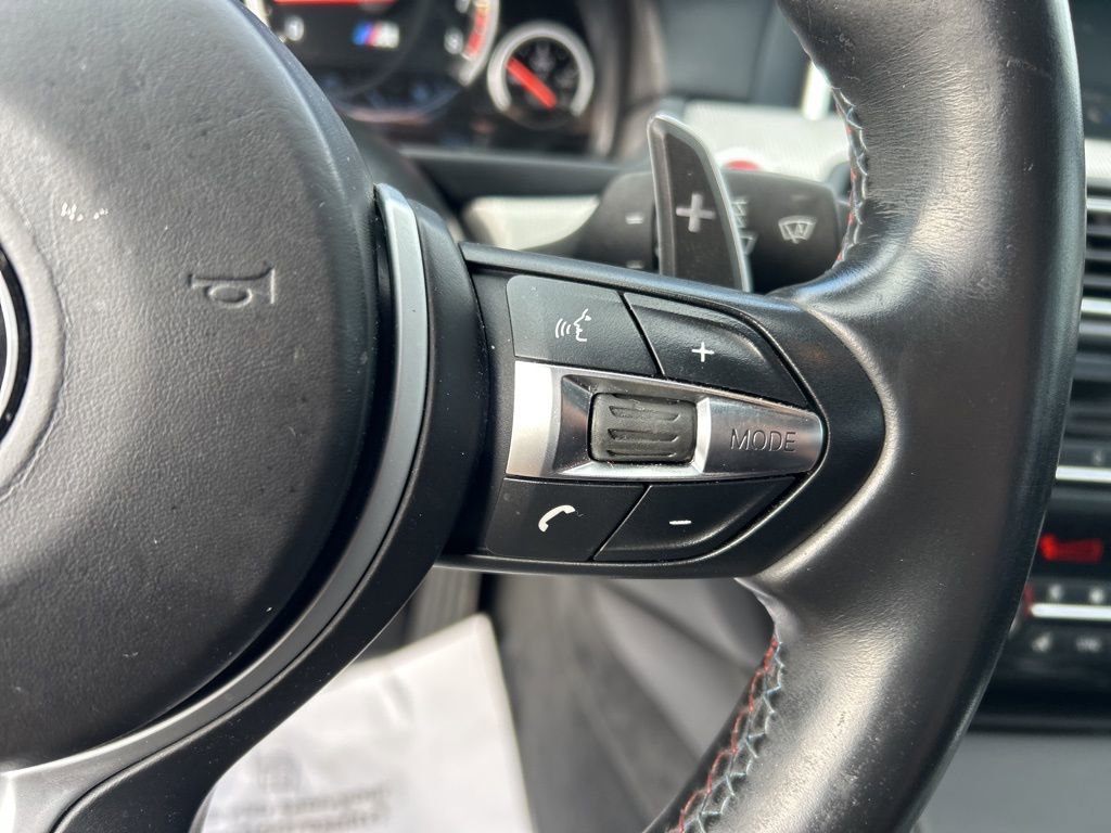 Used 2016 BMW M5 image 9