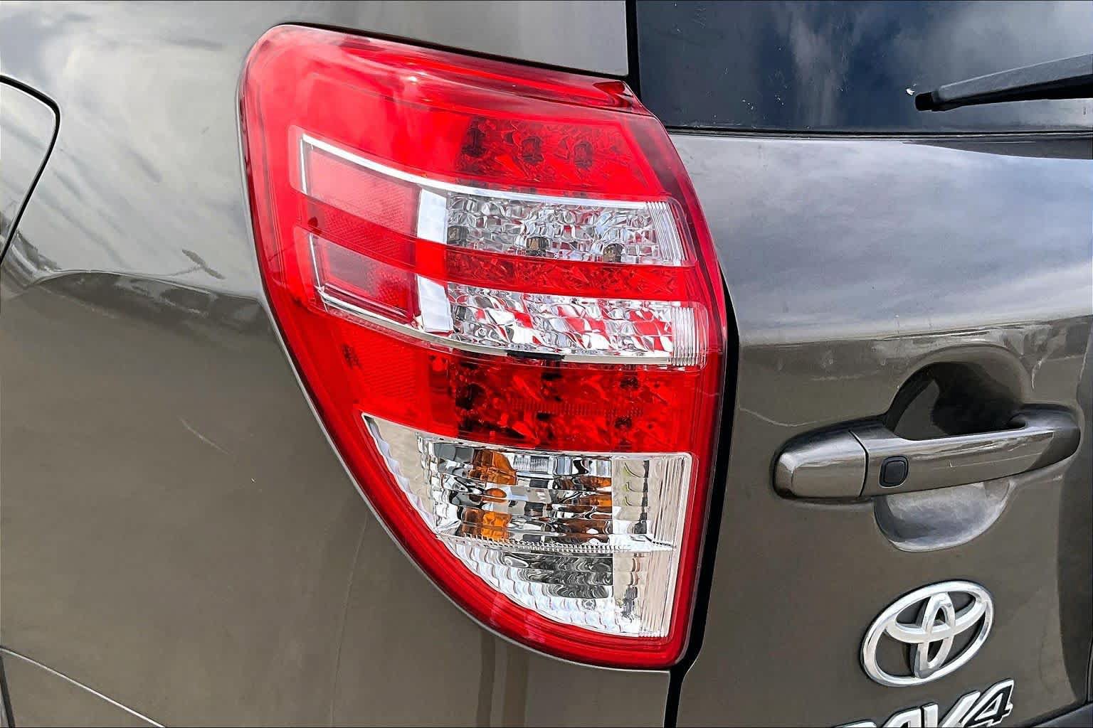 Used 2011 Toyota RAV4 Limited w/ Limited Extra Value Pkg FWD image 25
