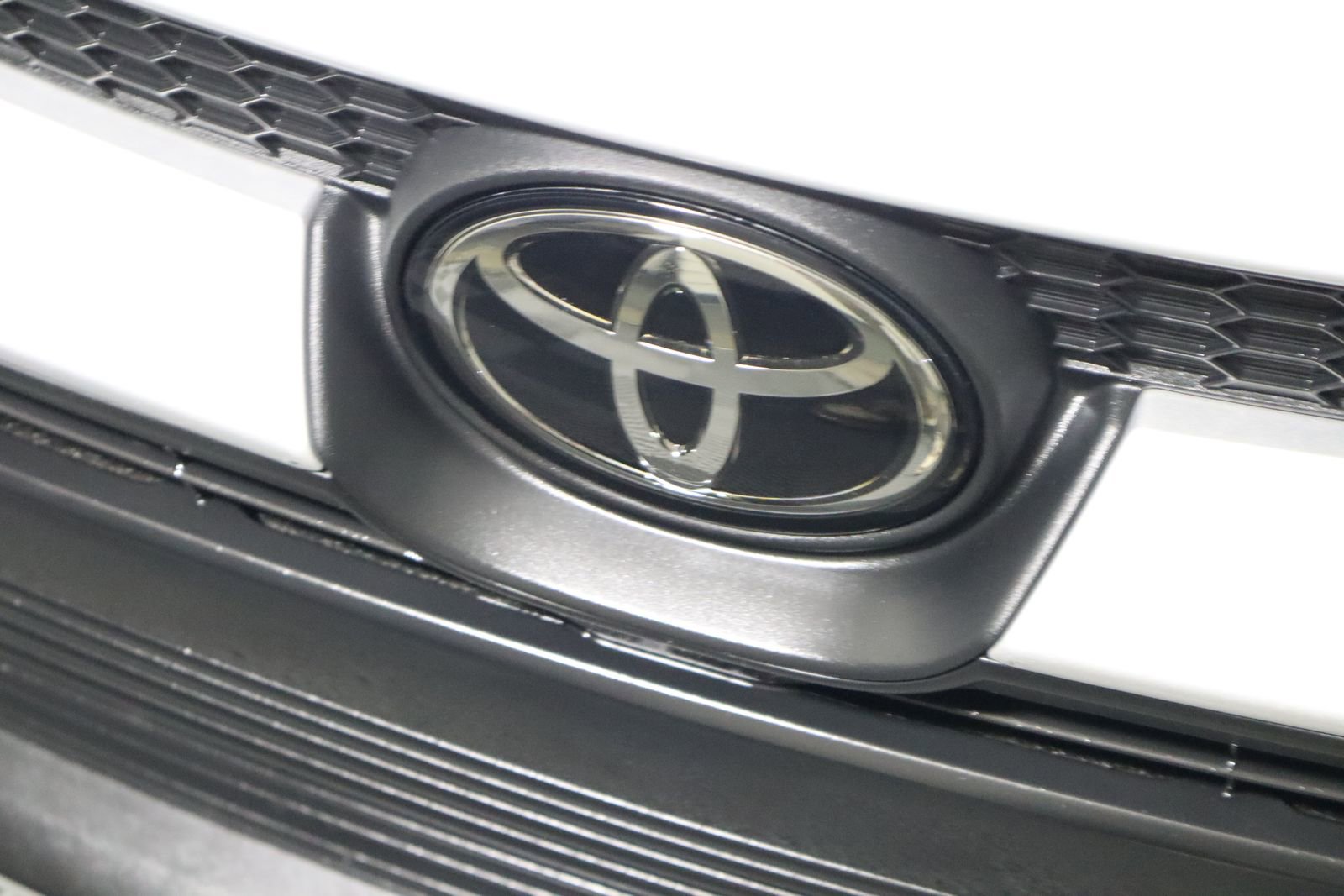 Used 2025 Toyota Corolla LE image 17