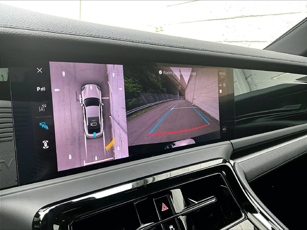 Certified 2025 Porsche Panamera 4 AWD/4WD image 25