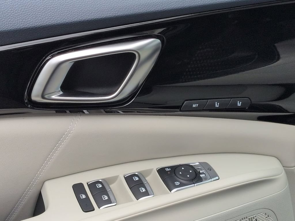 New 2026 Kia Carnival SX Prestige FWD image 24
