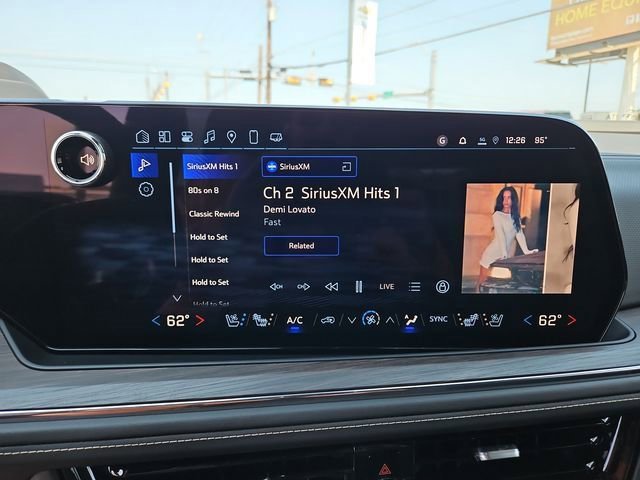 New 2025 Chevrolet Suburban Premier image 11