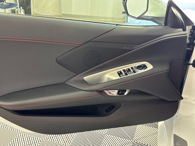 Used 2022 Chevrolet Corvette Stingray Convertible w/ 1LT RWD image 18