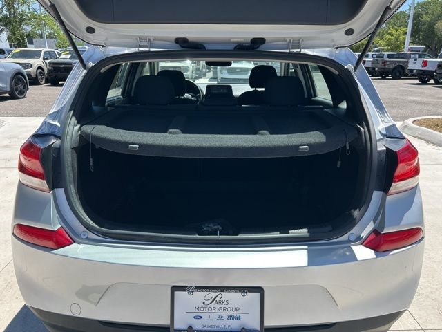 Used 2018 Hyundai Elantra GT FWD image 13