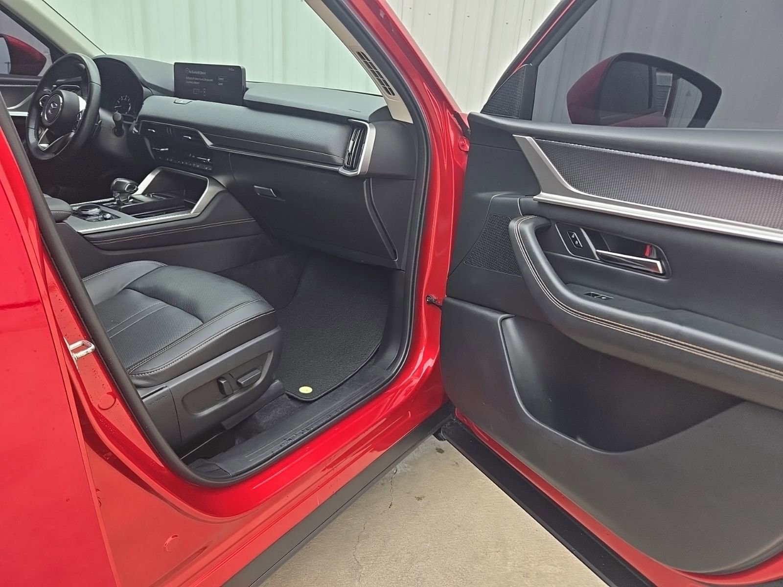 Certified 2025 MAZDA CX-90 3.3 Turbo w/ Preferred Package image 16