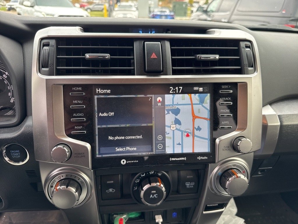 Used 2022 Toyota 4Runner SR5 Premium image 19