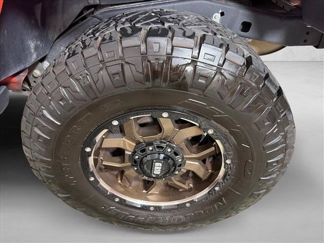 Used 2015 Jeep Wrangler Unlimited Sahara AWD/4WD image 21
