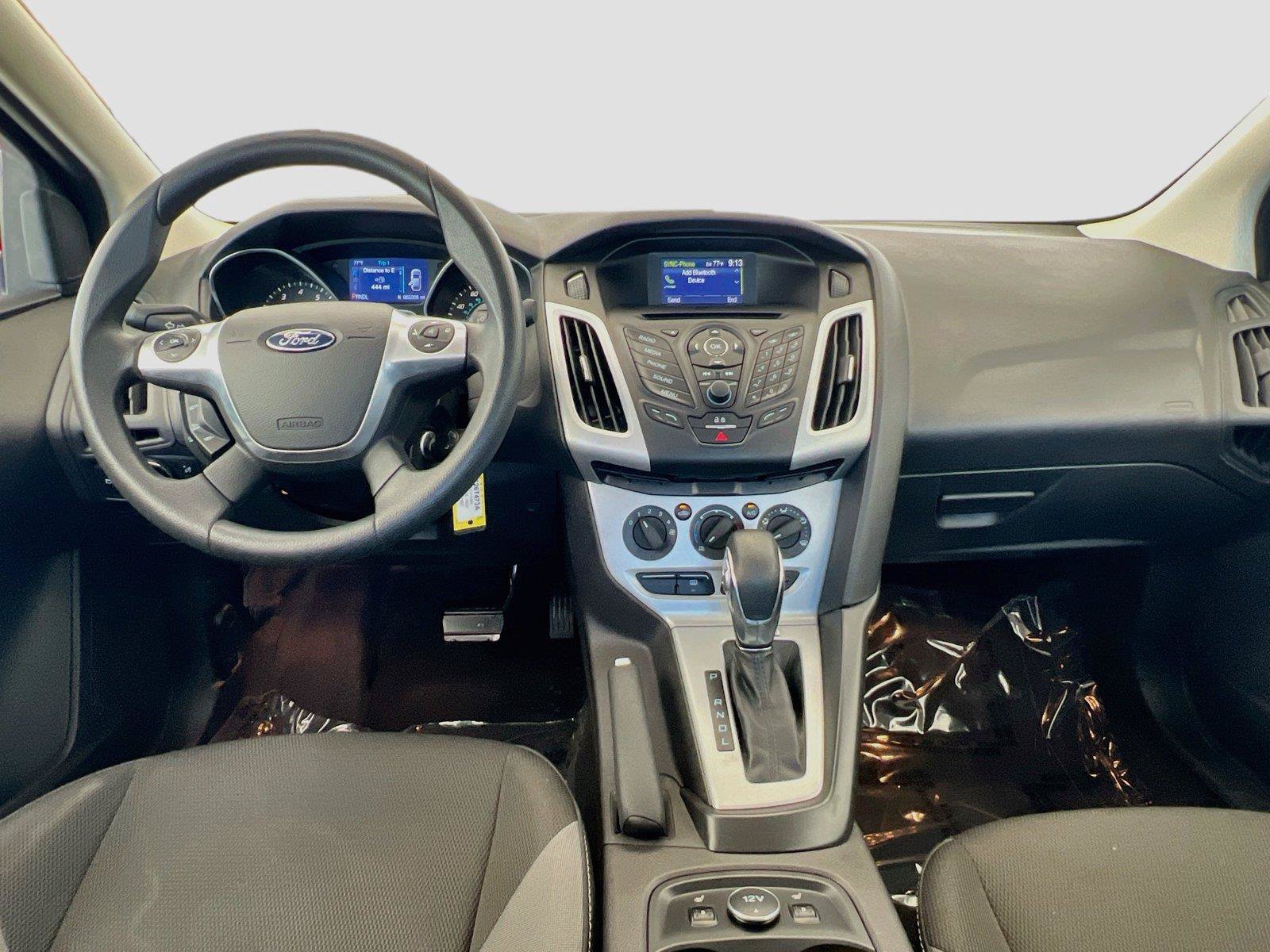 Used 2014 Ford Focus SE w/ SE Winter Package FWD image 28