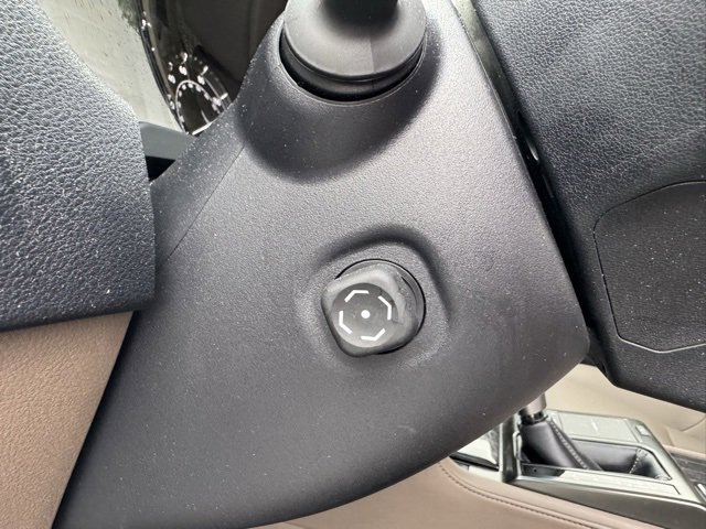 Used 2023 Lexus GX 460 Premium image 18