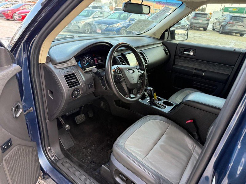 Used 2017 Ford Flex SEL w/ Equipment Group 202A FWD image 6