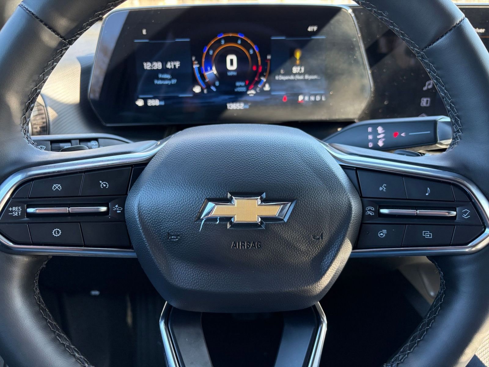 Used 2025 Chevrolet Equinox LT image 28
