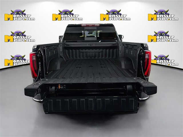 Used 2024 GMC Sierra 2500 Denali w/ Denali Reserve Package image 25
