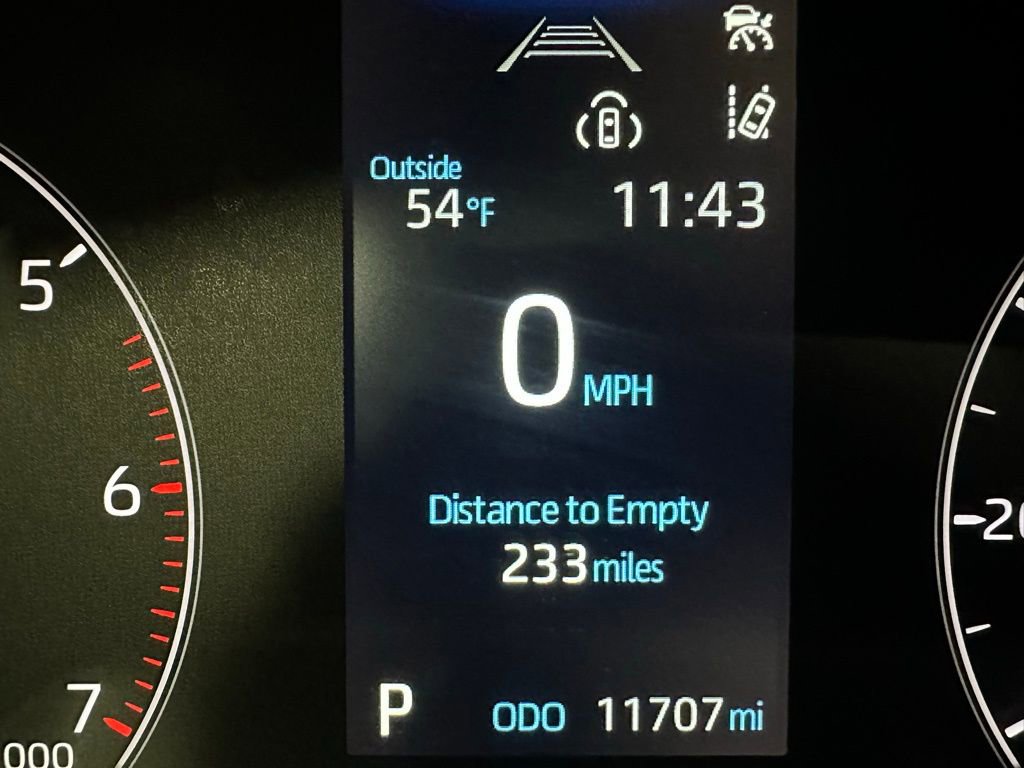 Used 2025 Toyota Corolla SE image 24