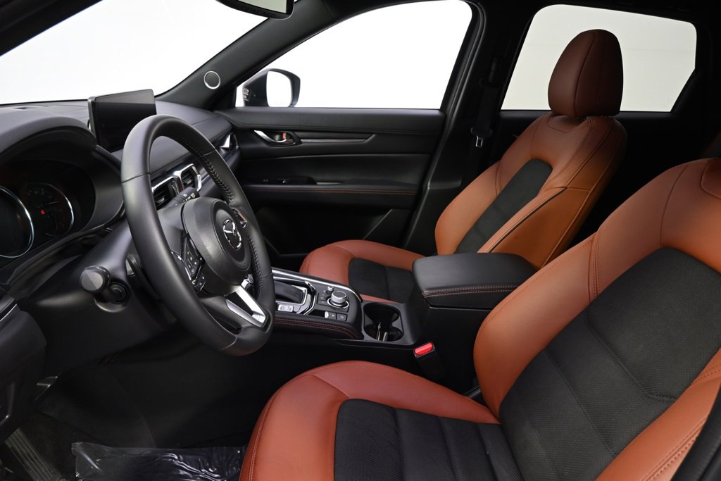 Certified 2025 MAZDA CX-5 Carbon Edition image 13