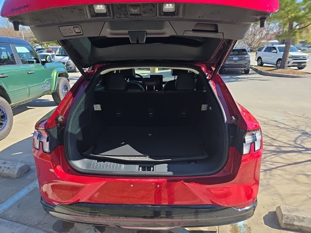 Used 2021 Ford Mustang Mach-E Premium image 15