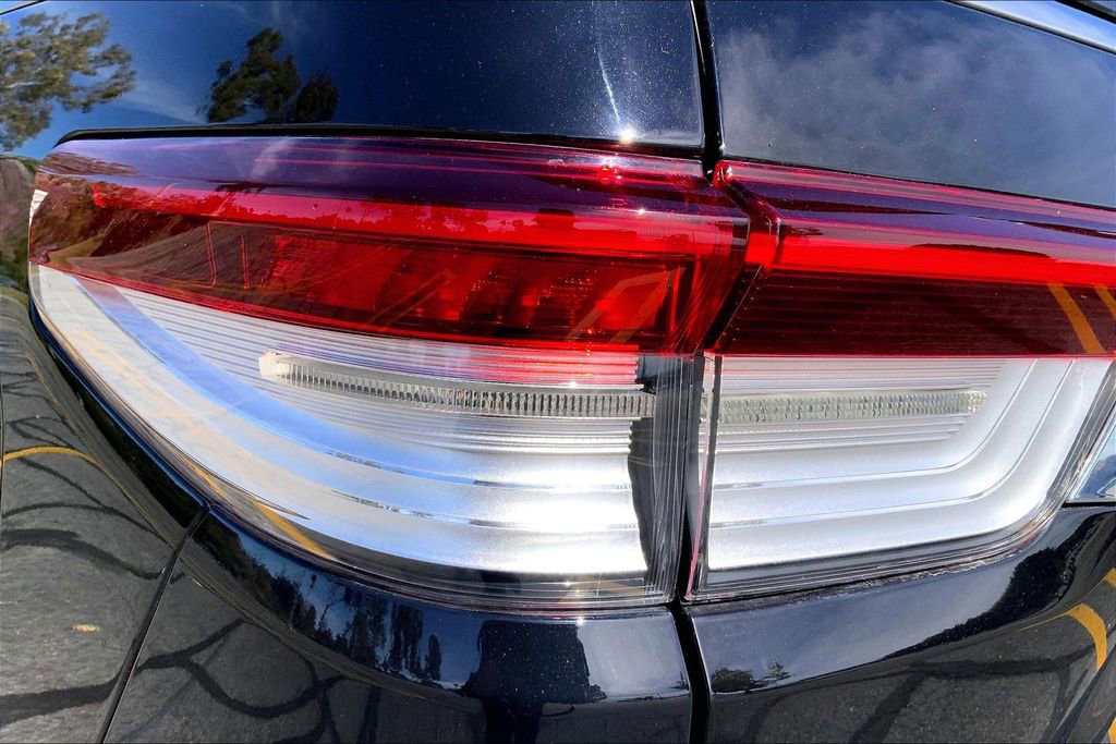 Used 2023 Lincoln Navigator Reserve image 27