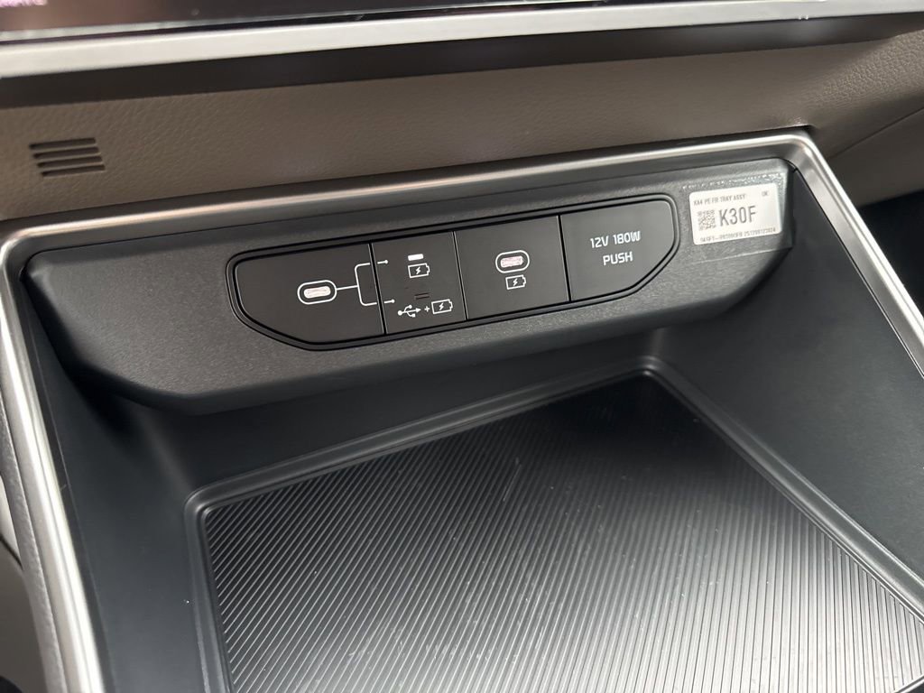 New 2026 Kia Carnival image 5