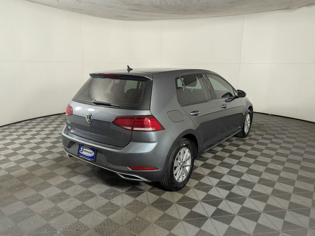 Used 2019 Volkswagen Golf S image 8