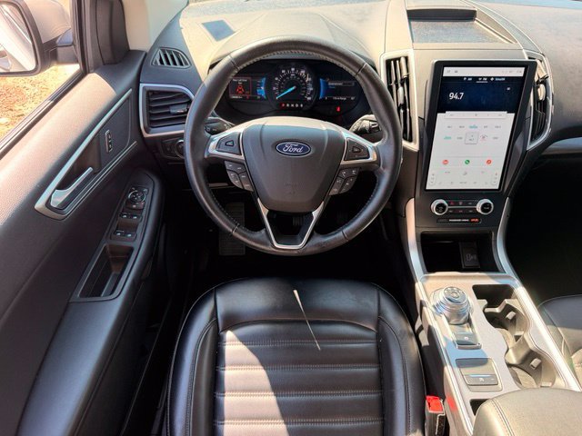 Used 2023 Ford Edge SEL AWD/4WD image 15