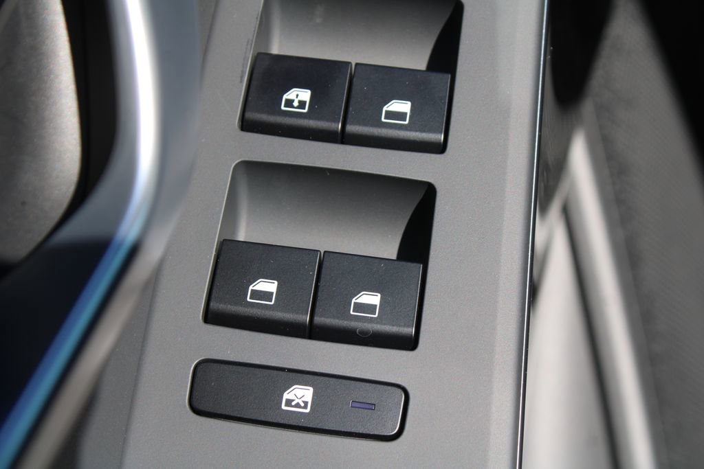 New 2026 Kia Niro EX FWD image 20