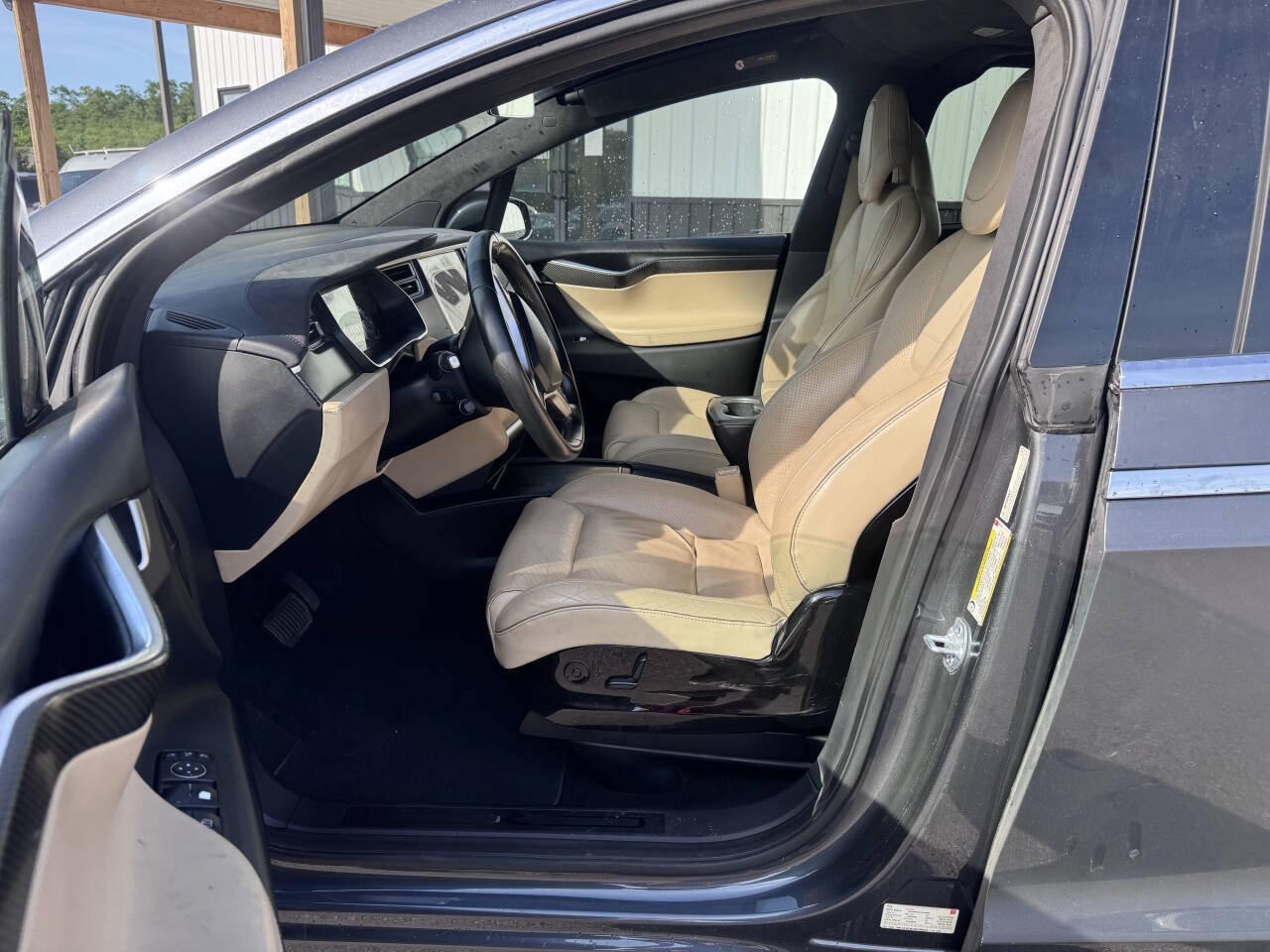 Used 2016 Tesla Model X 90D AWD/4WD image 15