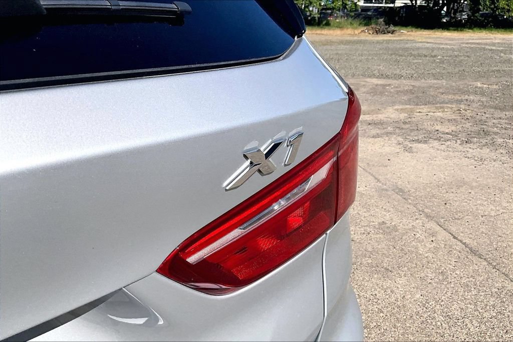 Used 2018 BMW X1 xDrive28i AWD/4WD image 33