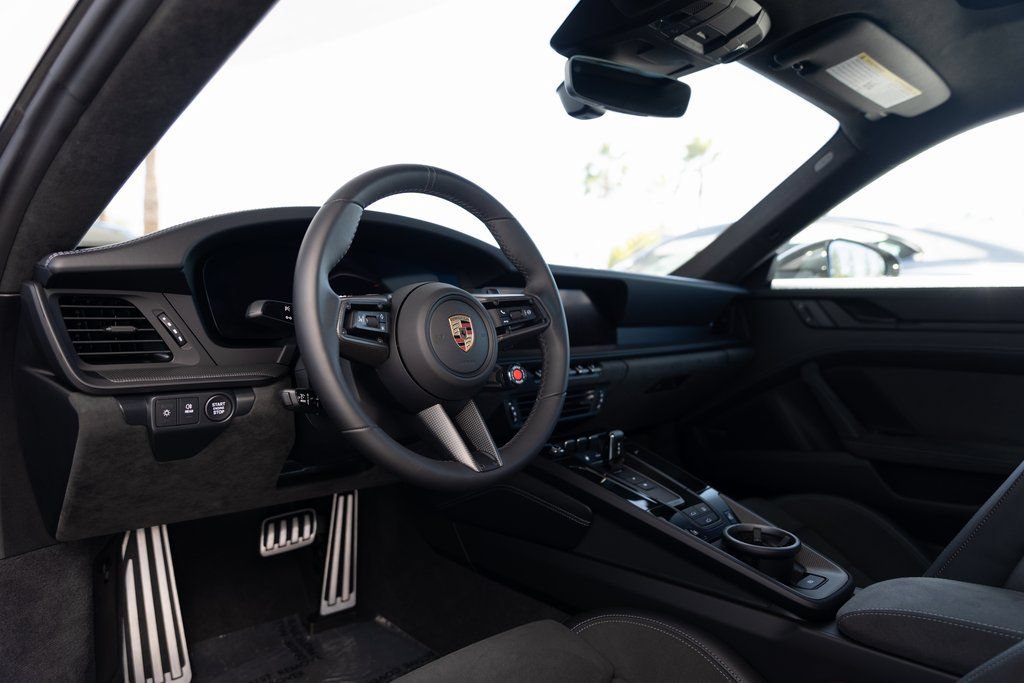 Certified 2025 Porsche 911 Carrera 4 GTS AWD/4WD image 4