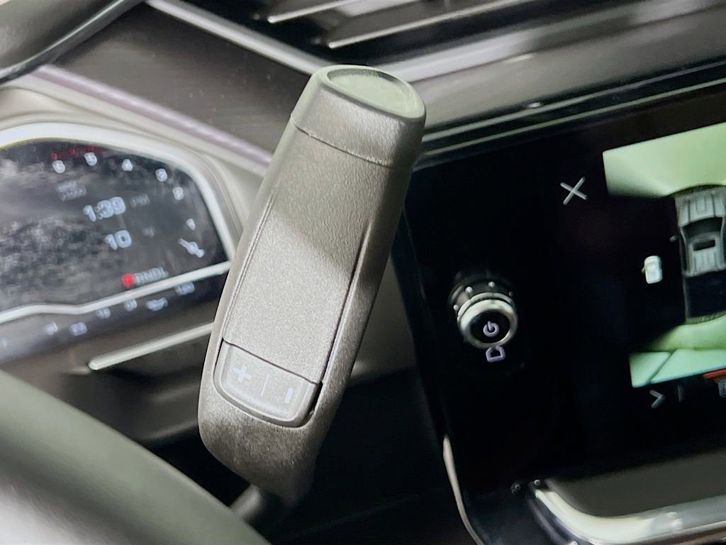 Used 2025 GMC Sierra 2500 Denali Ultimate image 16