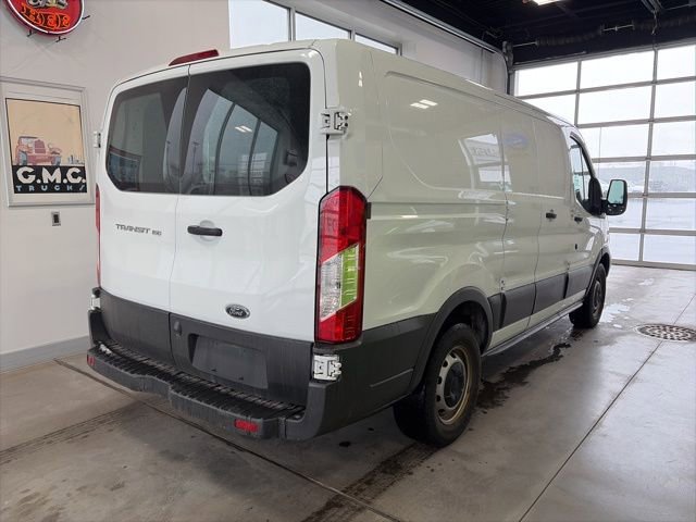 Used 2017 Ford Transit 150 130 Low Roof RWD image 4