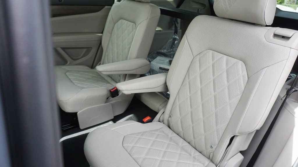 New 2026 Volkswagen Atlas SEL Premium R-Line image 12