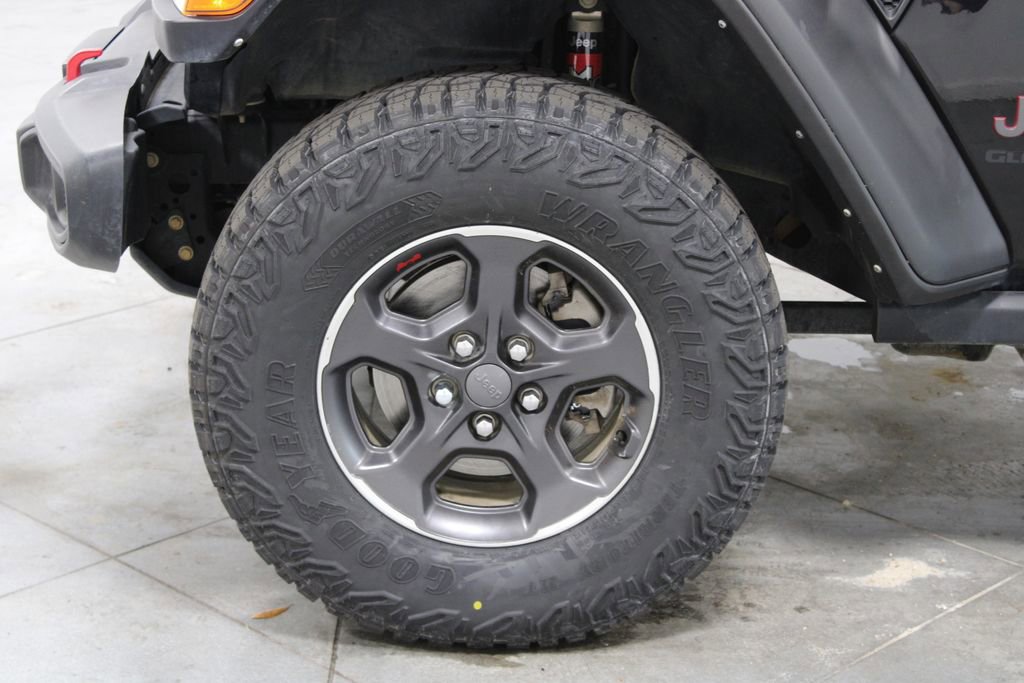 Used 2022 Jeep Gladiator Rubicon w/ Cold Weather Group AWD/4WD image 18