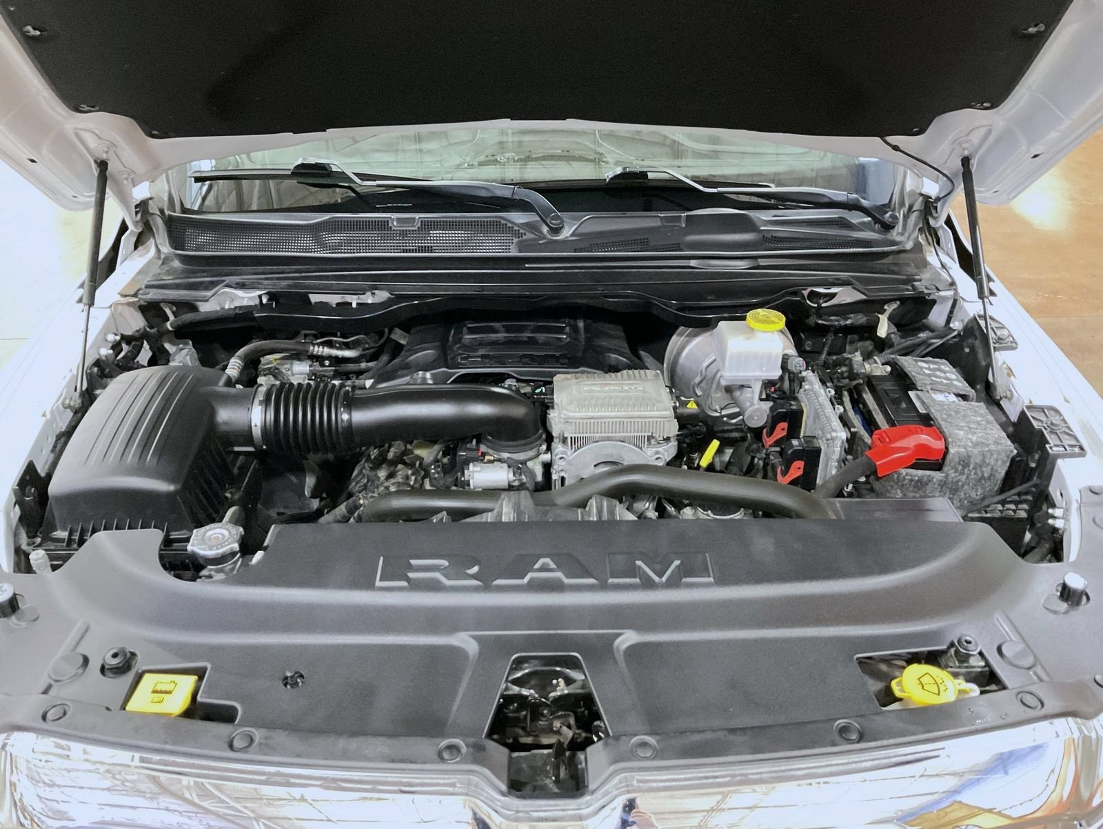 Used 2020 RAM 1500 Limited AWD/4WD image 25