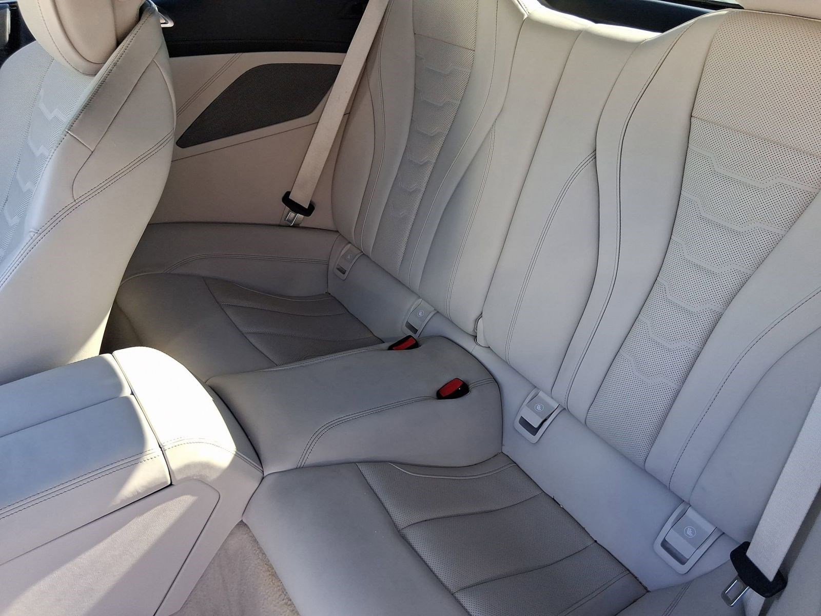 Certified 2022 BMW 840i Convertible image 29