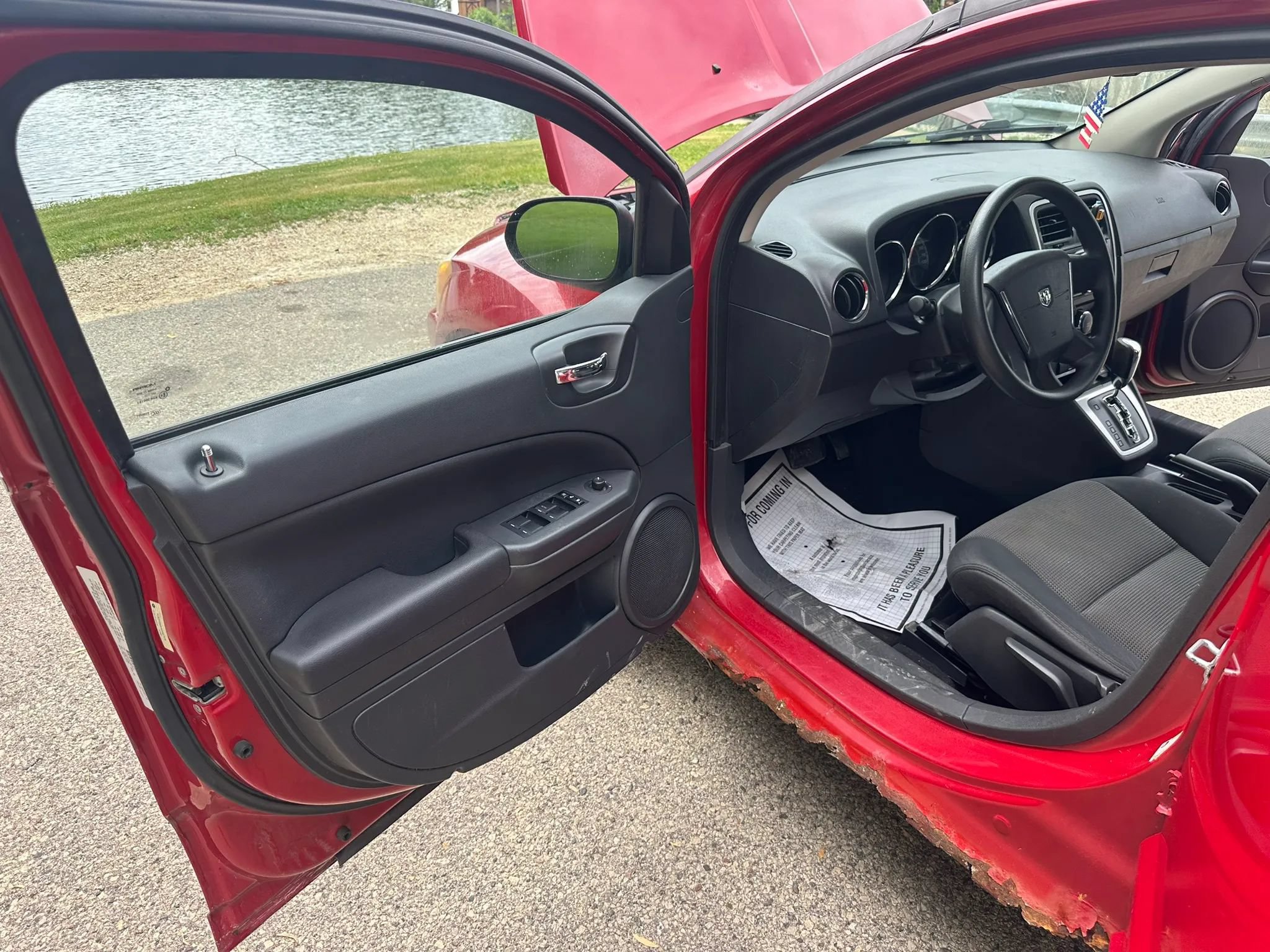 Used 2012 Dodge Caliber SXT FWD image 9