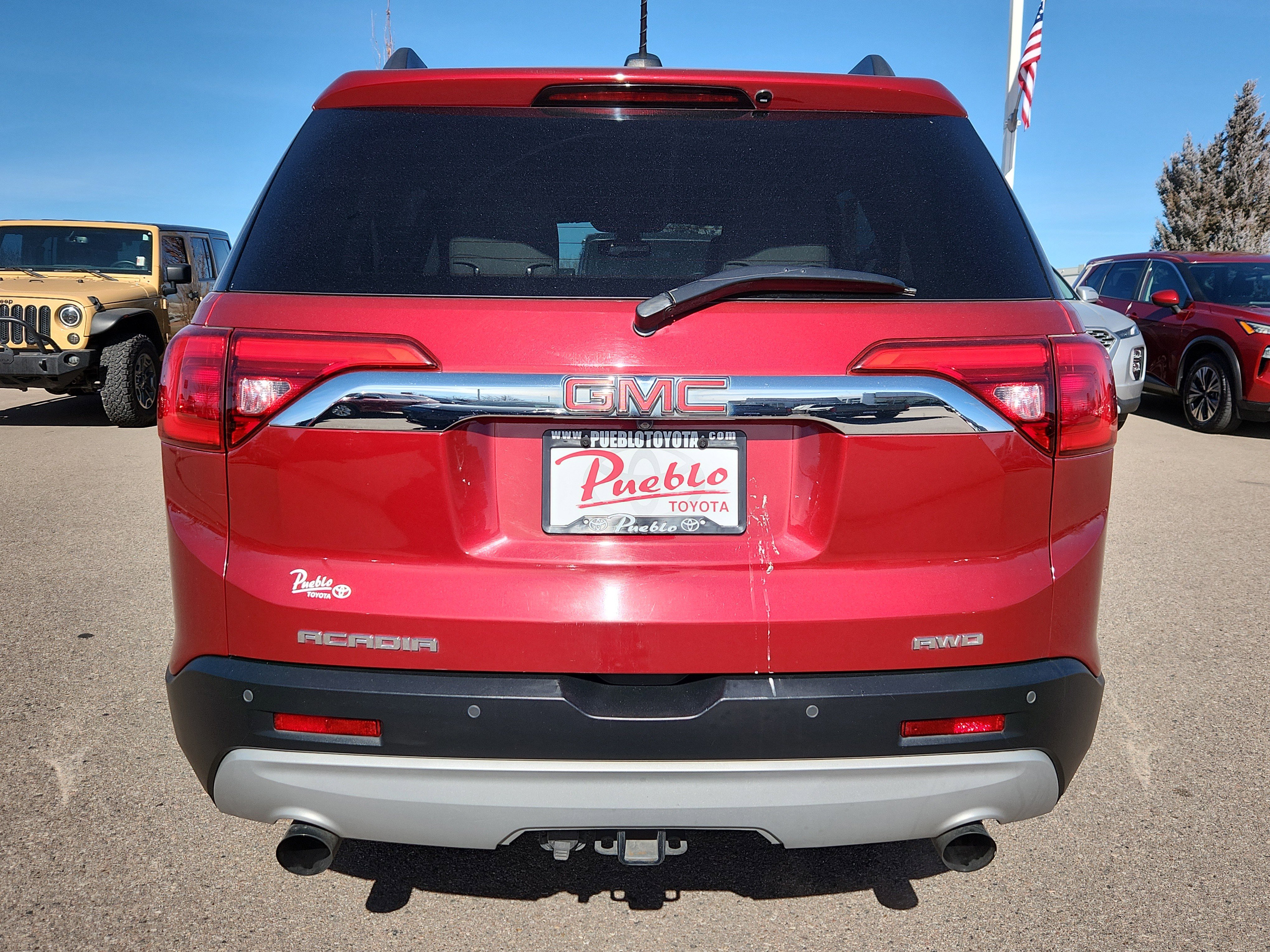 Used 2019 GMC Acadia SLT image 12