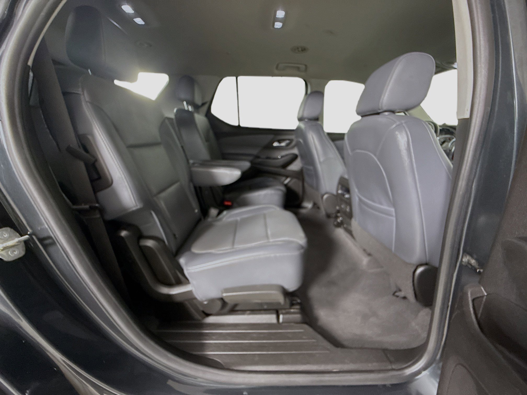 Used 2019 Chevrolet Traverse LT w/ LT Premium Package image 25