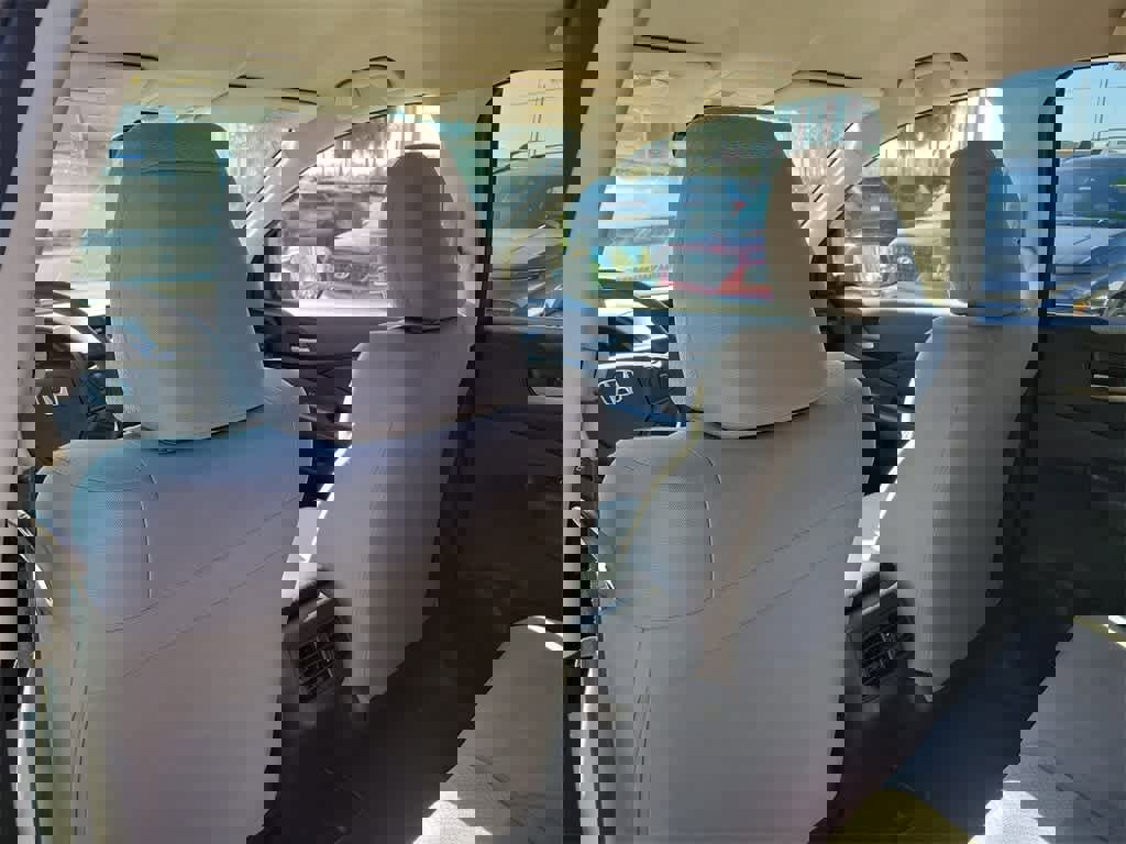 Used 2016 Honda CR-V SE image 12