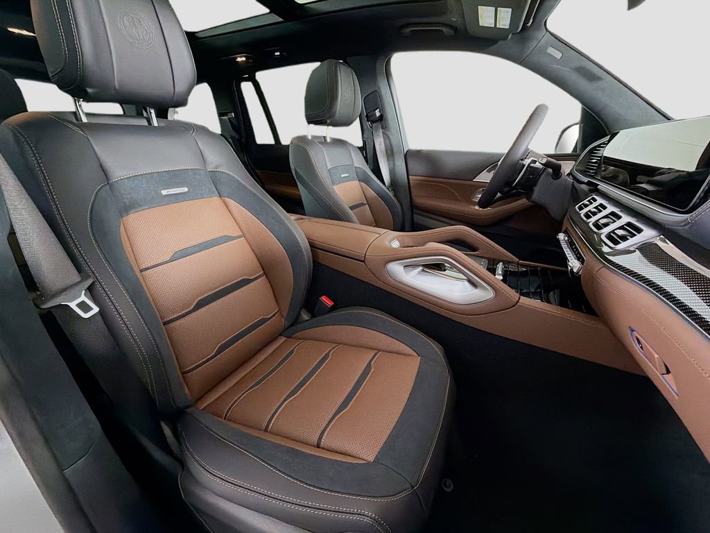 New 2026 Mercedes-Benz GLS 63 AMG 4MATIC image 32