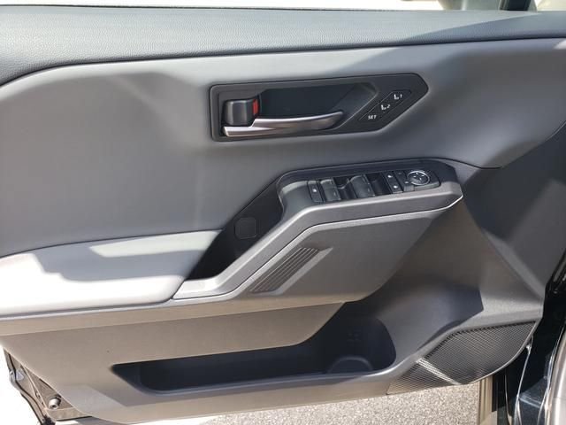 New 2026 Toyota RAV4 XSE AWD/4WD image 11