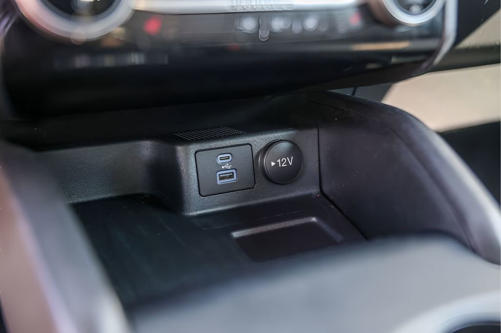 Used 2022 Ford Escape SE w/ Convenience Package image 24