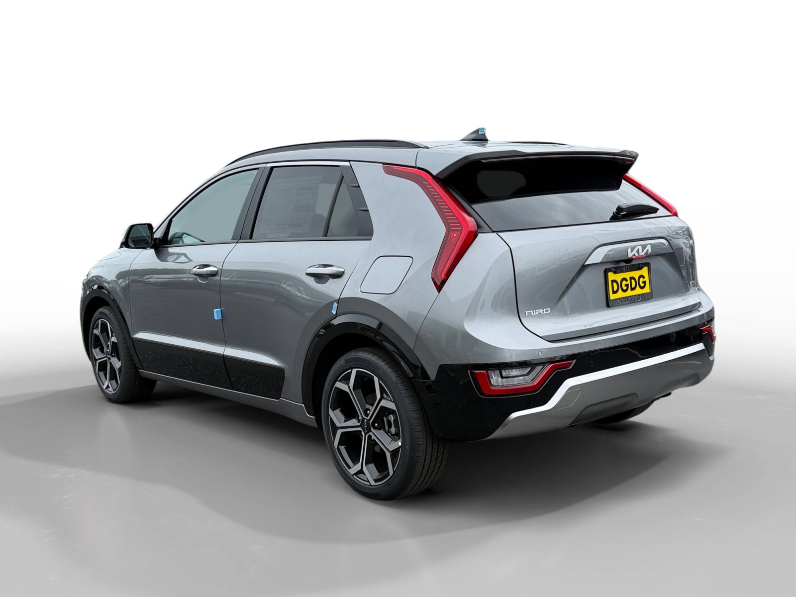 New 2026 Kia Niro SX Touring image 3
