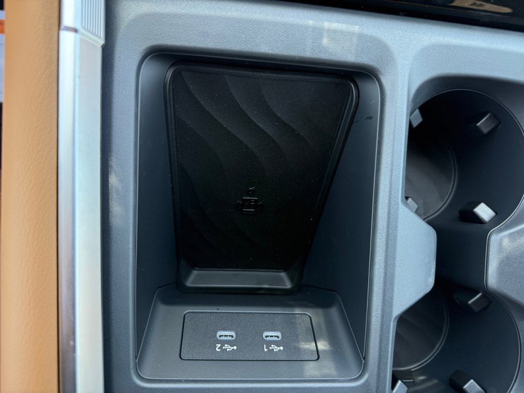 New 2026 Nissan Armada SL w/ Captain's Chari Seat Package AWD/4WD image 25