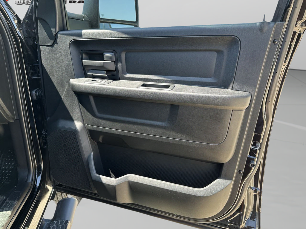 New 2026 RAM 3500 Tradesman AWD/4WD image 41