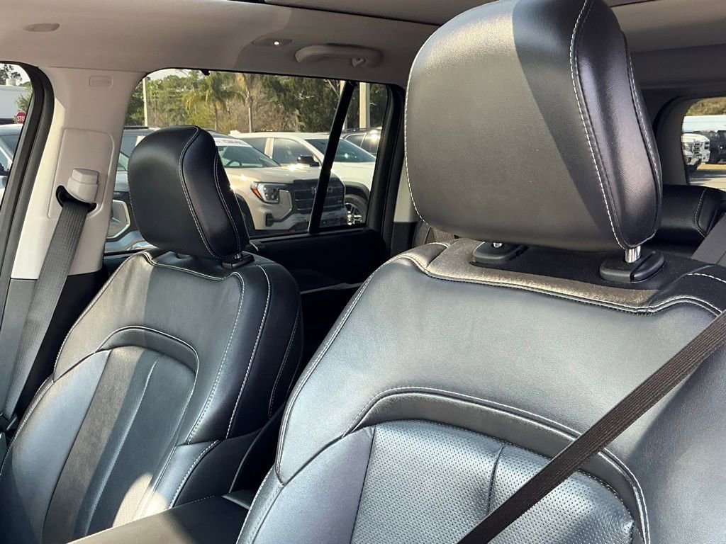 Used 2023 Jeep Grand Cherokee 4WD 4xe w/ Luxury Tech Group II image 30